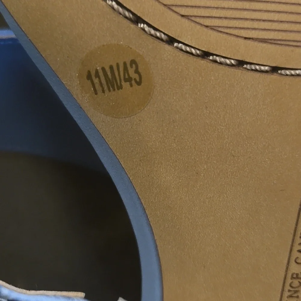 Vince Camuto Sasienda Blue Croc-Pattern Sandals Sz 11M NWOT - Picture 6 of 7